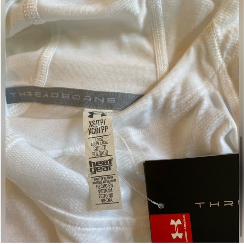 UA Under Armour Women's White Lightweight Pullover Hoodie SM Athleisure Sport - Picture 5 of 8